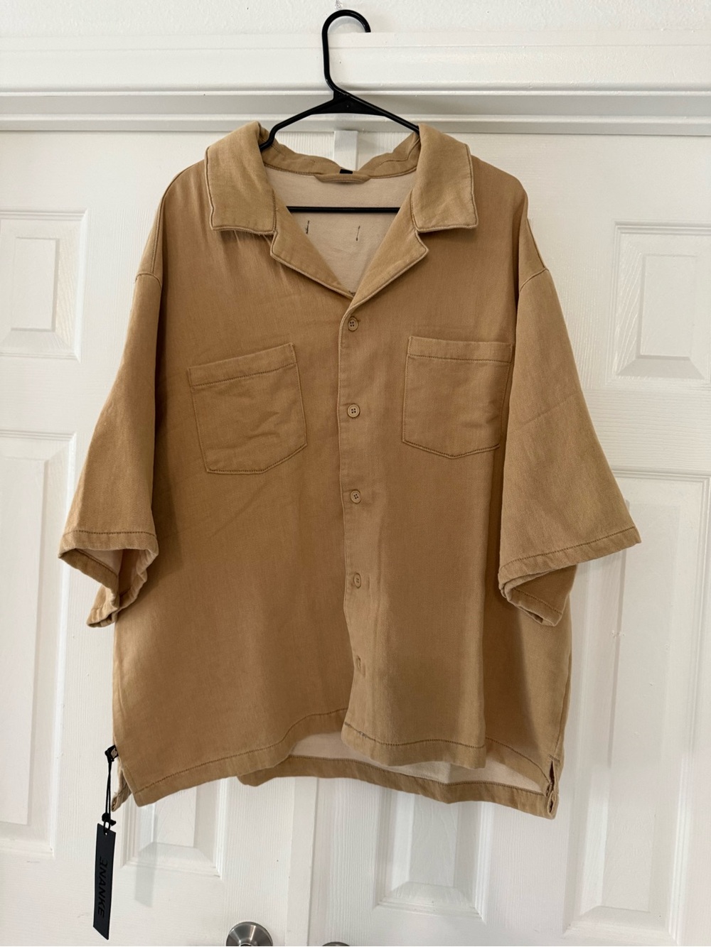 Relaxed Short-Sleeve Shirt Jacket in Camel